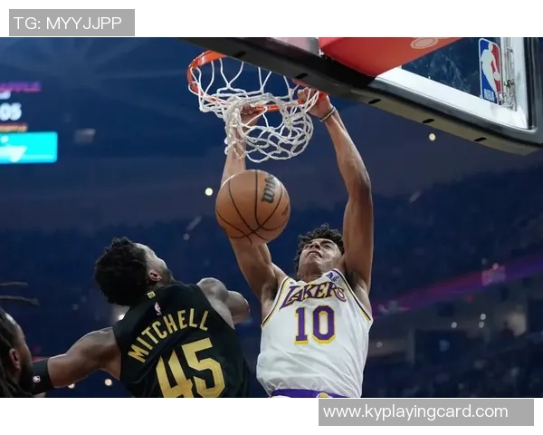 克里斯蒂称赞浓眉防守威慑力超越数据分析13中6拿下13分表现出色