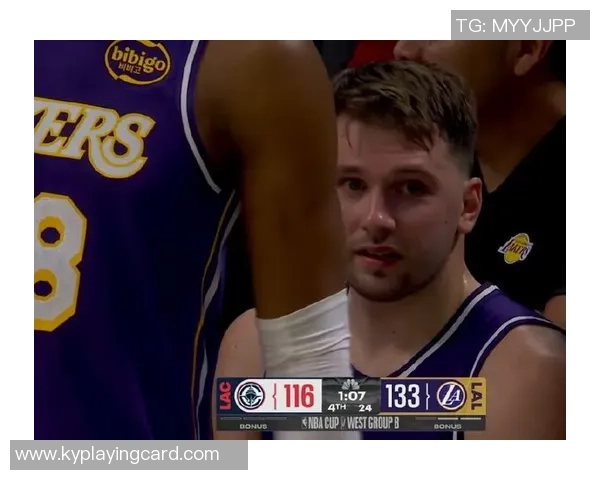 吉莱斯皮称湖人实力强大东契奇缺阵也能依靠其他球员表现