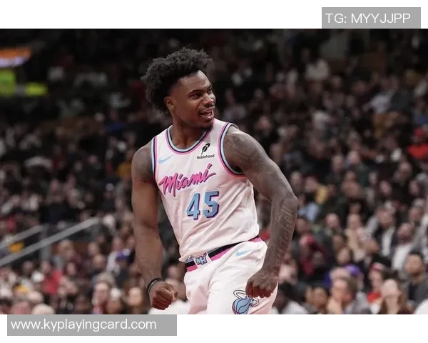 斯波称赞戴维恩米切尔组织能力认为他在这方面展现出天赋 斯波称赞戴维恩米切尔组织能力认为他在这方面展现出天赋