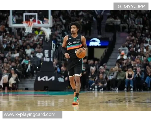 哈珀近三场表现回顾场均208分钟贡献16分37助攻投篮命中率超五成