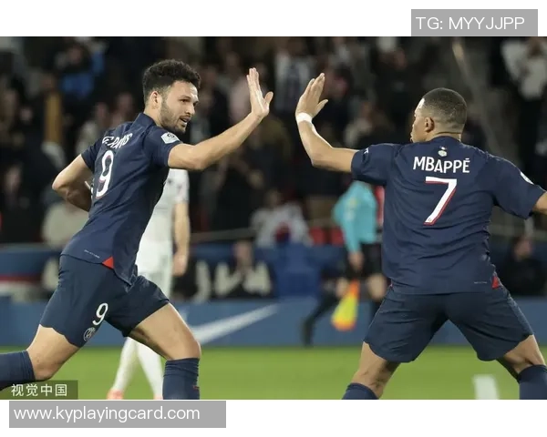 李刚仁助攻贡萨洛拉莫斯头球破门巴黎队首开记录战胜梅斯