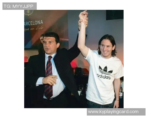 拉波尔塔盛赞梅西为历史最佳球员计划举办隆重致敬仪式