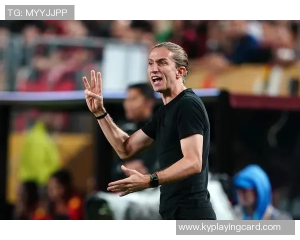 弗拉门戈总监盛赞费利佩路易斯具备欧洲执教能力