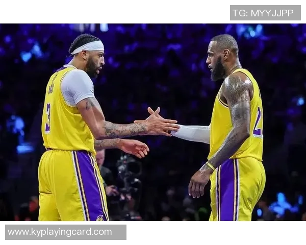 湖人训练营开局一周半磨合进度不如预期表现堪忧 湖人训练营开局一周半磨合进度不如预期表现堪忧